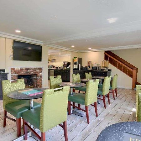 Knights Inn Danvers Bagian luar foto