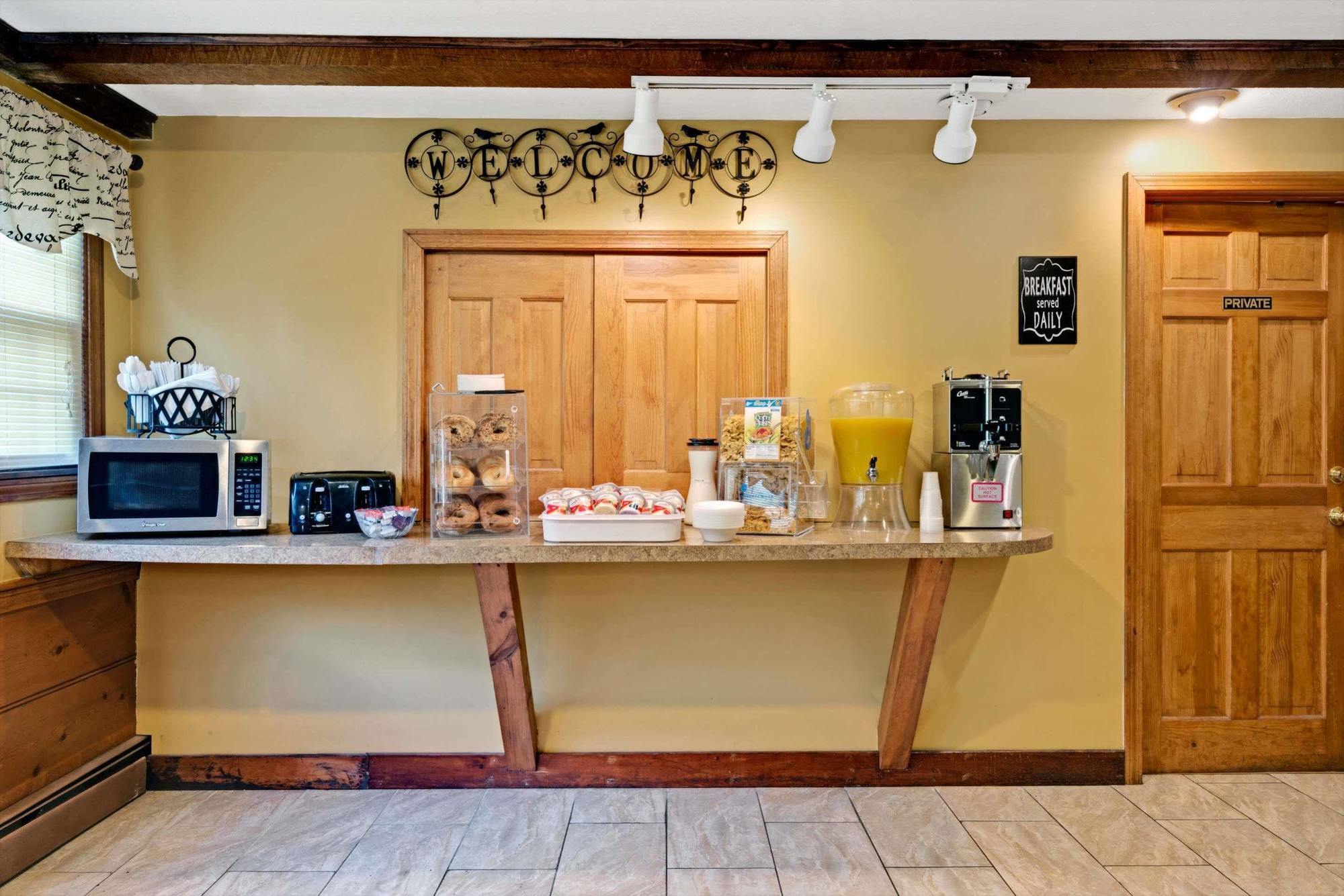 Knights Inn Danvers Bagian luar foto