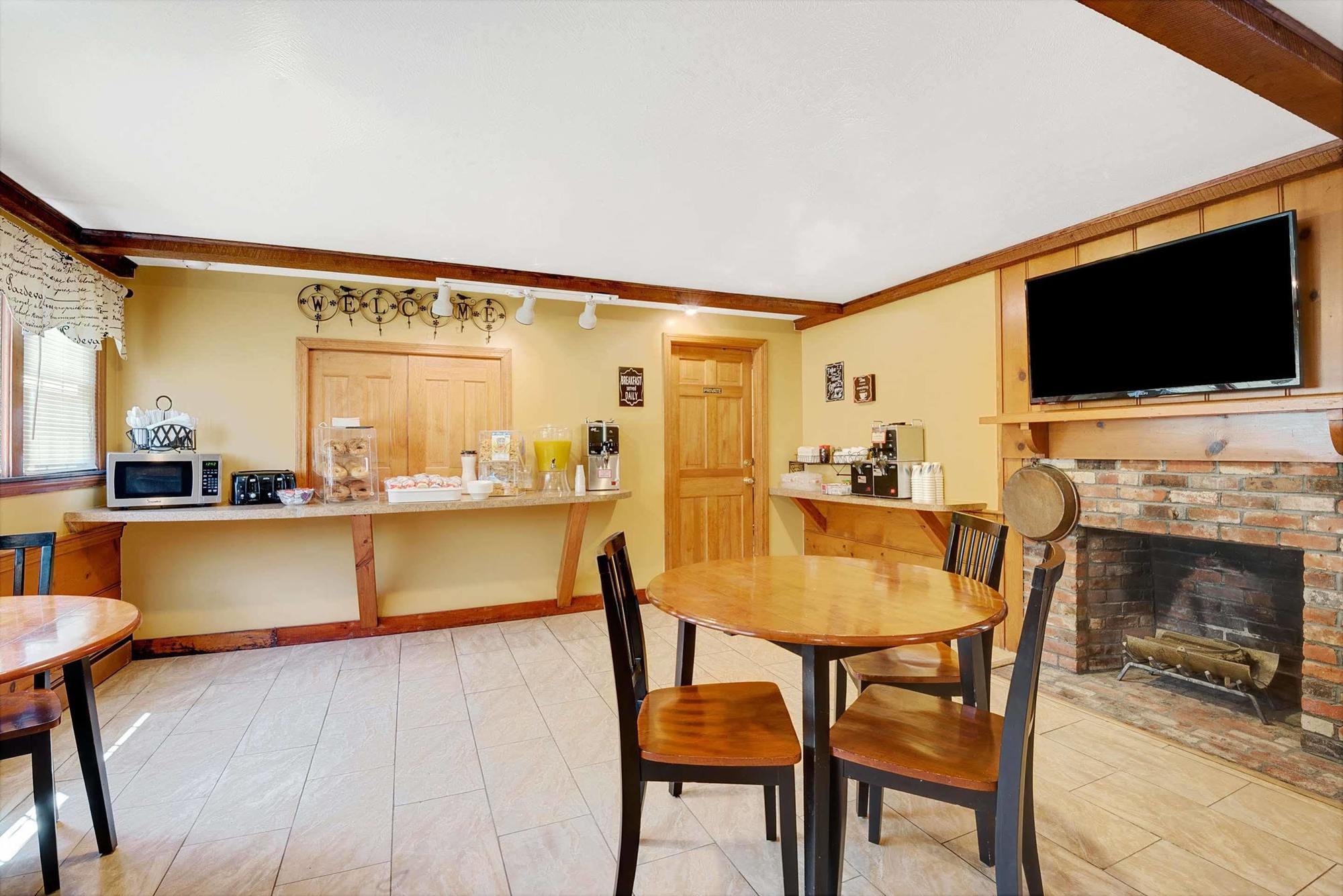 Knights Inn Danvers Bagian luar foto